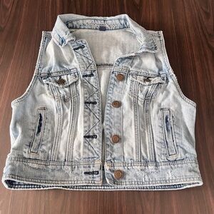 American Eagle Outfitters Light Blue Denim Vest